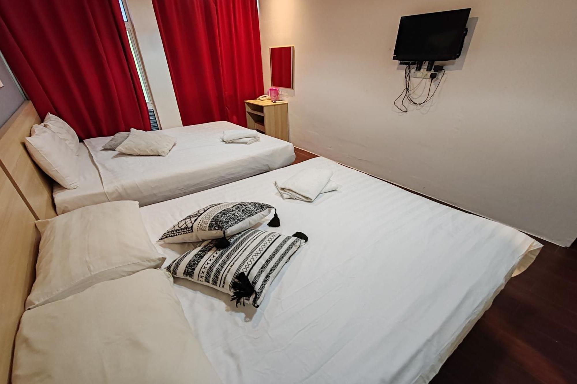 Hotel 18, Ipoh Aeon Mall Extérieur photo