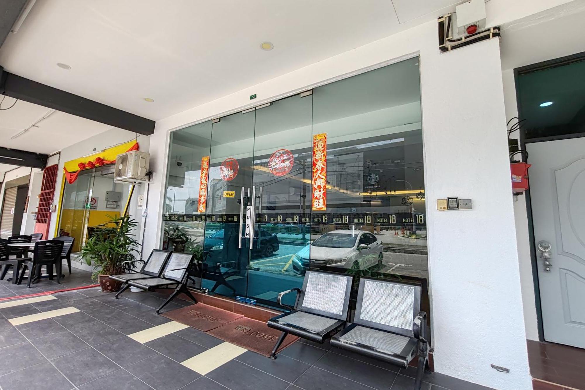 Hotel 18, Ipoh Aeon Mall Extérieur photo